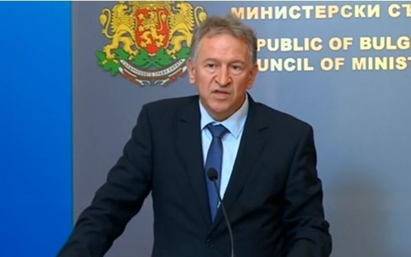 Министър Кацаров: До 2023 г. страната ни ще продължи да получава ваксини на Pfizer